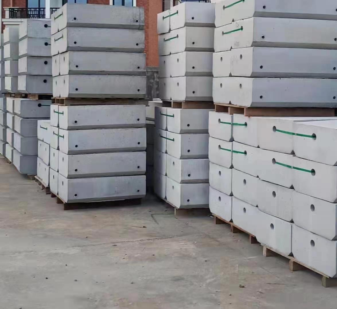 不用的施工圍檔、基礎(chǔ)塊占據(jù)工地空間怎么辦？【旭東鋼構(gòu)】